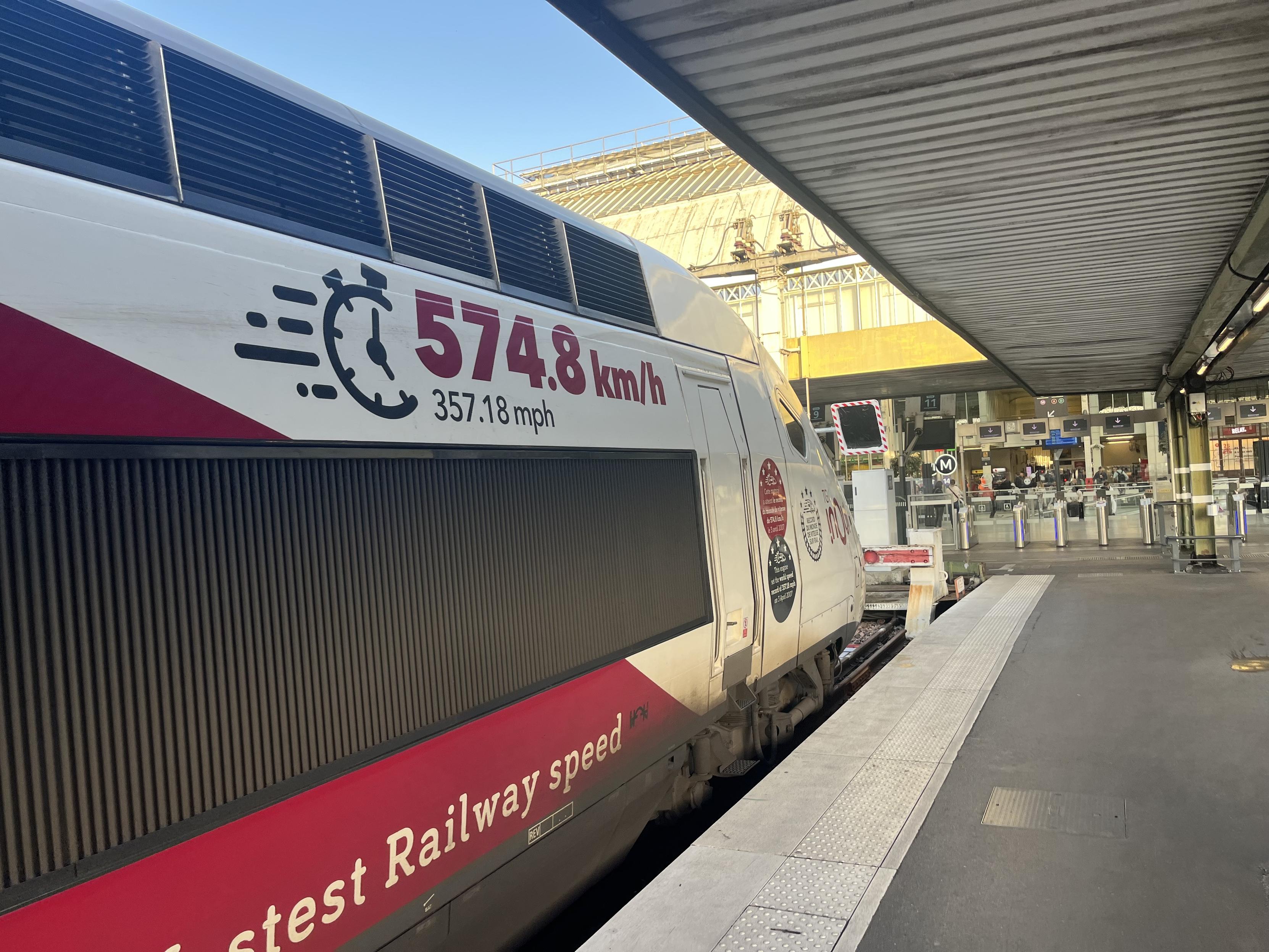 574.8 km/
357.18 mph
stest Railwar speed
+*+
de 5432m0
a pi 201