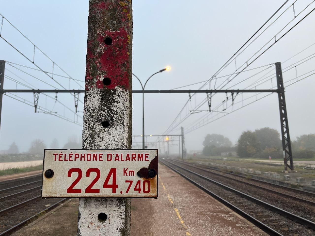 TÉLÉPHONE D'ALARME
224.740
Km