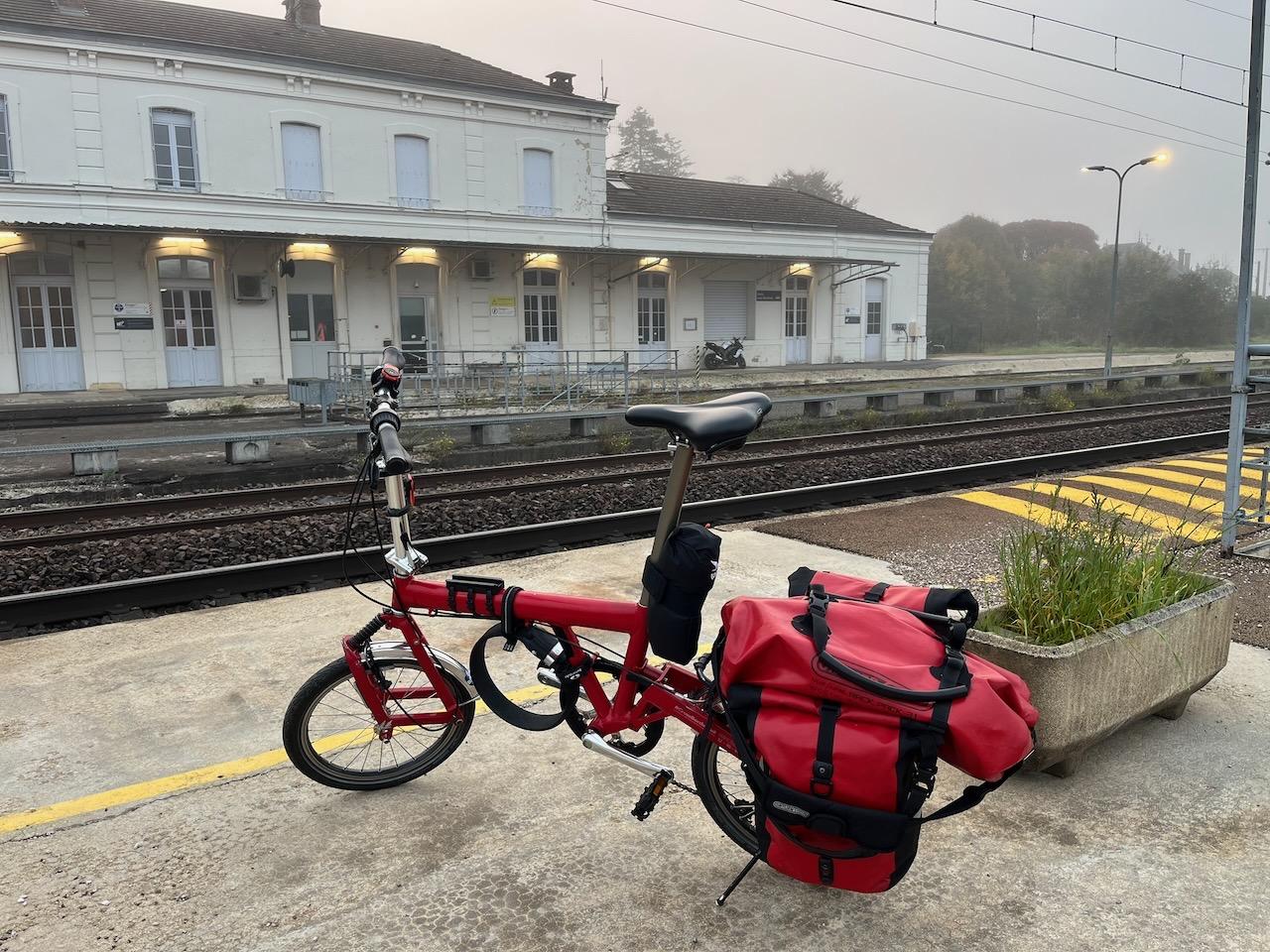 My Birdy folding bike at Ravières this morning