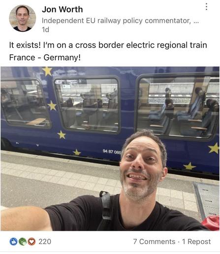 Jon selfie in front of a Régiolis 